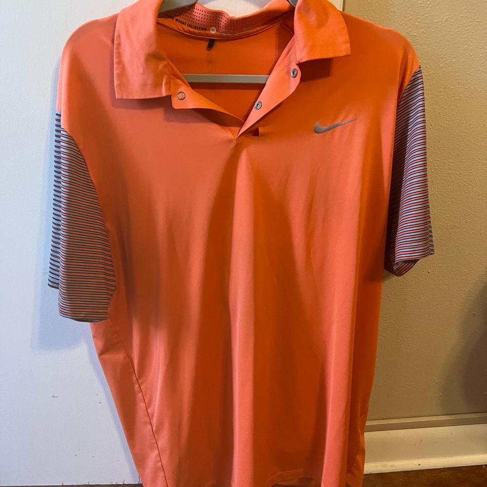 Medium Tiger Woods Collection Nike golf polo